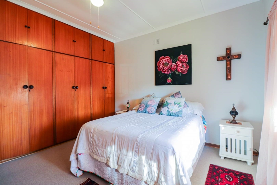 4 Bedroom Property for Sale in Hartenbos Central Western Cape